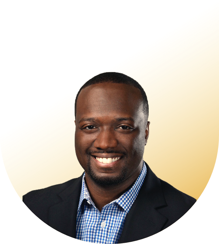 Headshot photo of Year Up Chicago graduate Kenneth Patrick