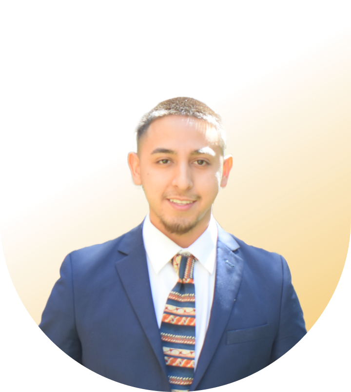 Headshot photo of Year Up Dallas/Fort Worth graduate Brayan Luna